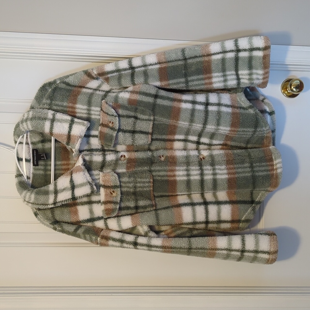 NWOT Plush plaid jacket